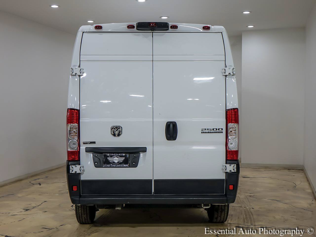 Used 2023 RAM ProMaster 2500 FWD image 5