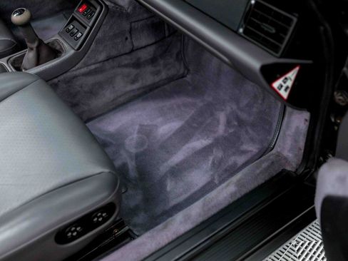 Used 1997 Porsche 911 Carrera image 43