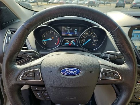 Used 2017 Ford Escape Titanium image 20