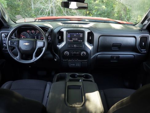 Used 2023 Chevrolet Silverado 1500 Custom AWD/4WD image 20