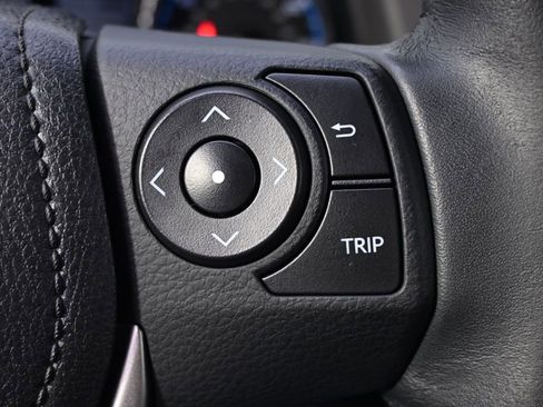 Used 2016 Toyota RAV4 XLE AWD/4WD image 35