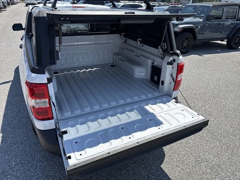 Used 2025 Ford Maverick XLT w/ XLT Luxury Package AWD/4WD image 7
