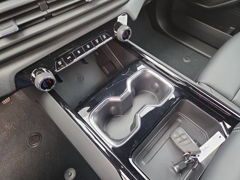 New 2026 Chevrolet Silverado EV LT image 13