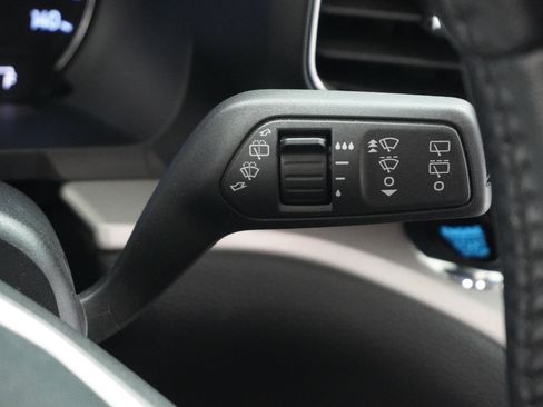 Used 2023 Ford Explorer XLT w/ Equipment Group 202A RWD image 24