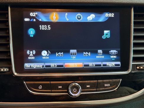 Used 2018 Buick Encore Preferred image 33