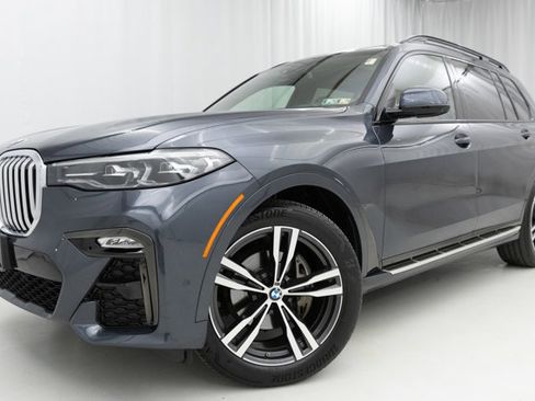 Used 2021 BMW X7 xDrive40i w/ M Sport Package AWD/4WD image 21