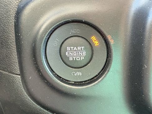 Used 2021 Jeep Wrangler Unlimited Sport image 18