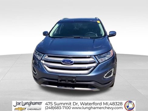Used 2018 Ford Edge Titanium w/ Technology Package AWD/4WD image 3