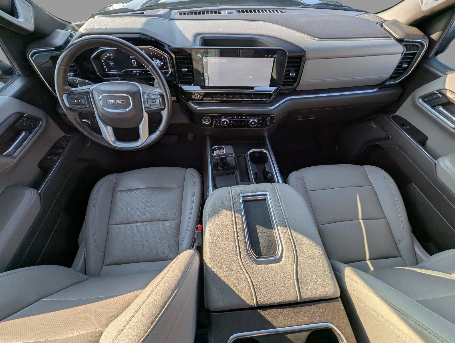 Used 2022 GMC Sierra 1500 SLT AWD/4WD image 32