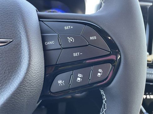 New 2026 Chrysler Pacifica Limited w/ S Appearance Package image 15