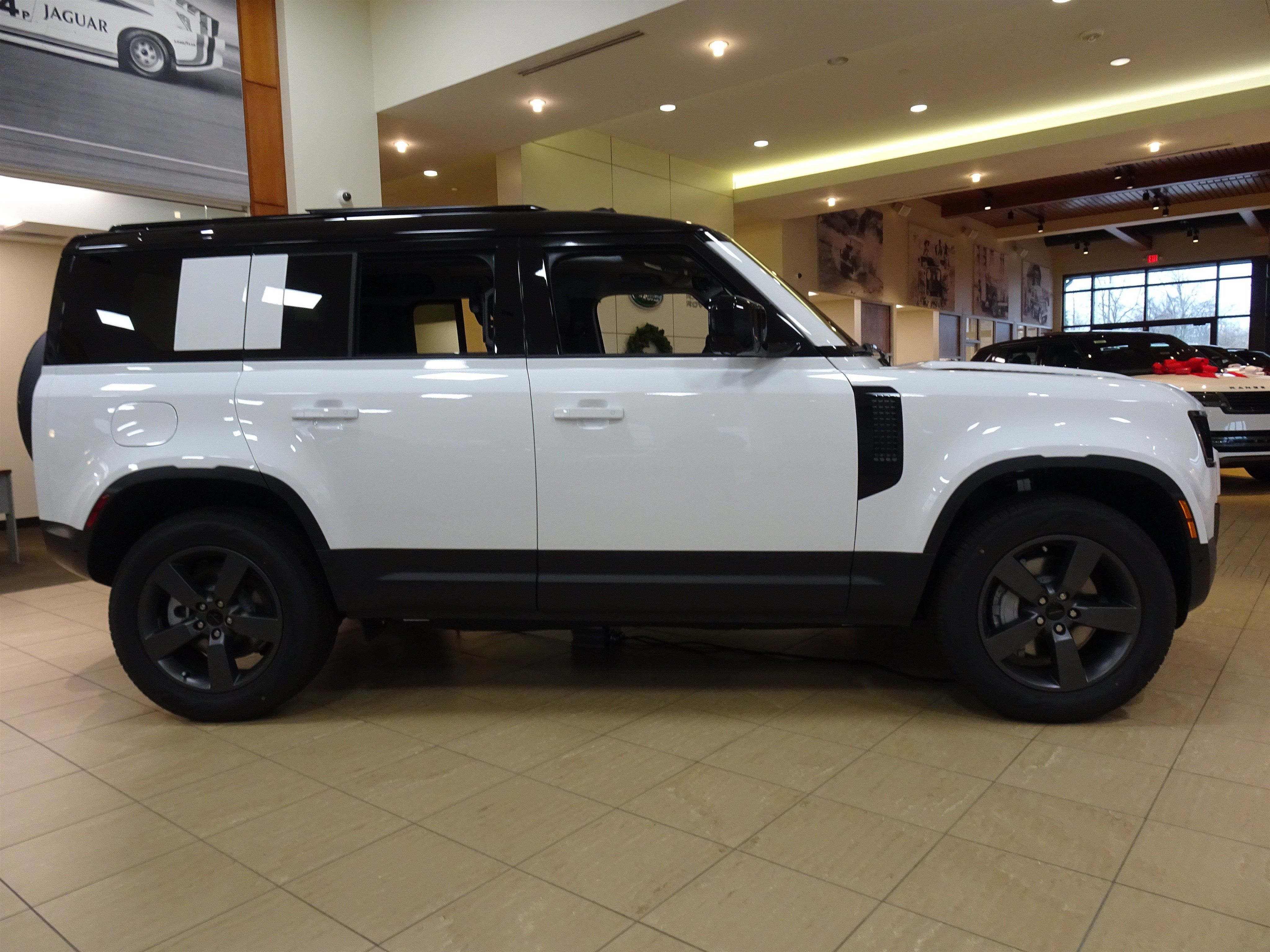 New 2026 Land Rover Defender 110 S AWD/4WD image 13