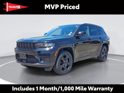 Used 2022 Jeep Grand Cherokee Altitude
