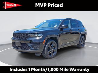 Used 2022 Jeep Grand Cherokee Altitude AWD/4WD video 1