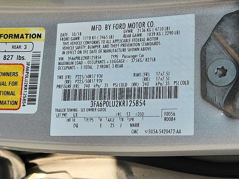 Used 2019 Ford Fusion SE FWD image 28