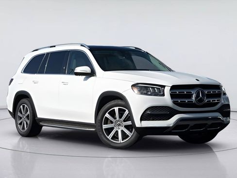Used 2021 Mercedes-Benz GLS 450 4MATIC image 2