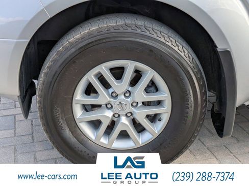 Used 2015 Nissan Frontier SV w/ SV Value Truck Package image 9