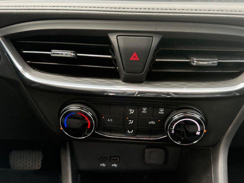 Used 2025 Buick Encore GX Preferred FWD image 14