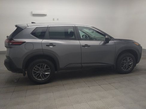 Used 2023 Nissan Rogue S FWD image 10