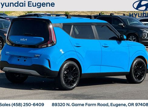 Used 2024 Kia Soul EX FWD image 3
