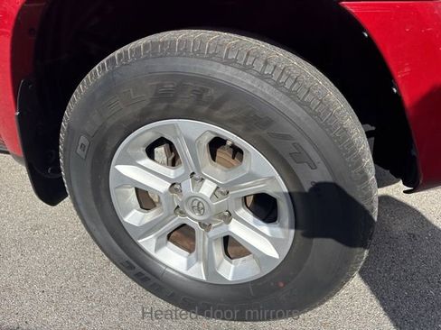 Used 2020 Toyota 4Runner SR5 Premium w/ Moonroof Package image 11