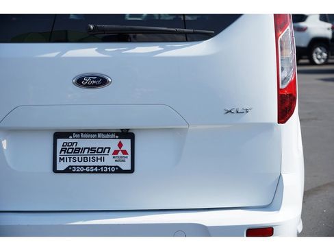 Used 2016 Ford Transit Connect XLT image 10