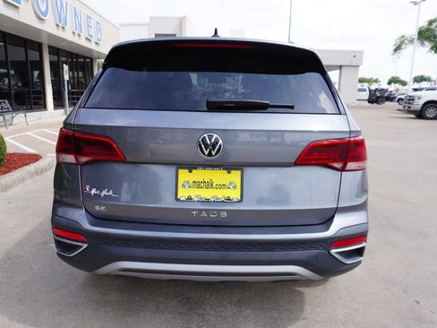Used 2024 Volkswagen Taos SE FWD image 5