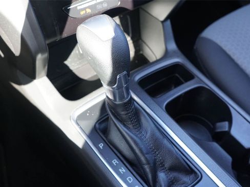 Used 2017 Ford Escape SE w/ Equipment Group 201A FWD image 14