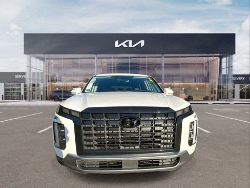 Used 2023 Hyundai Palisade SE w/ Cargo Package image 3