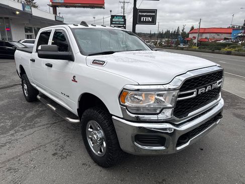 Used 2021 RAM 2500 Tradesman w/ Chrome Appearance Group image 9