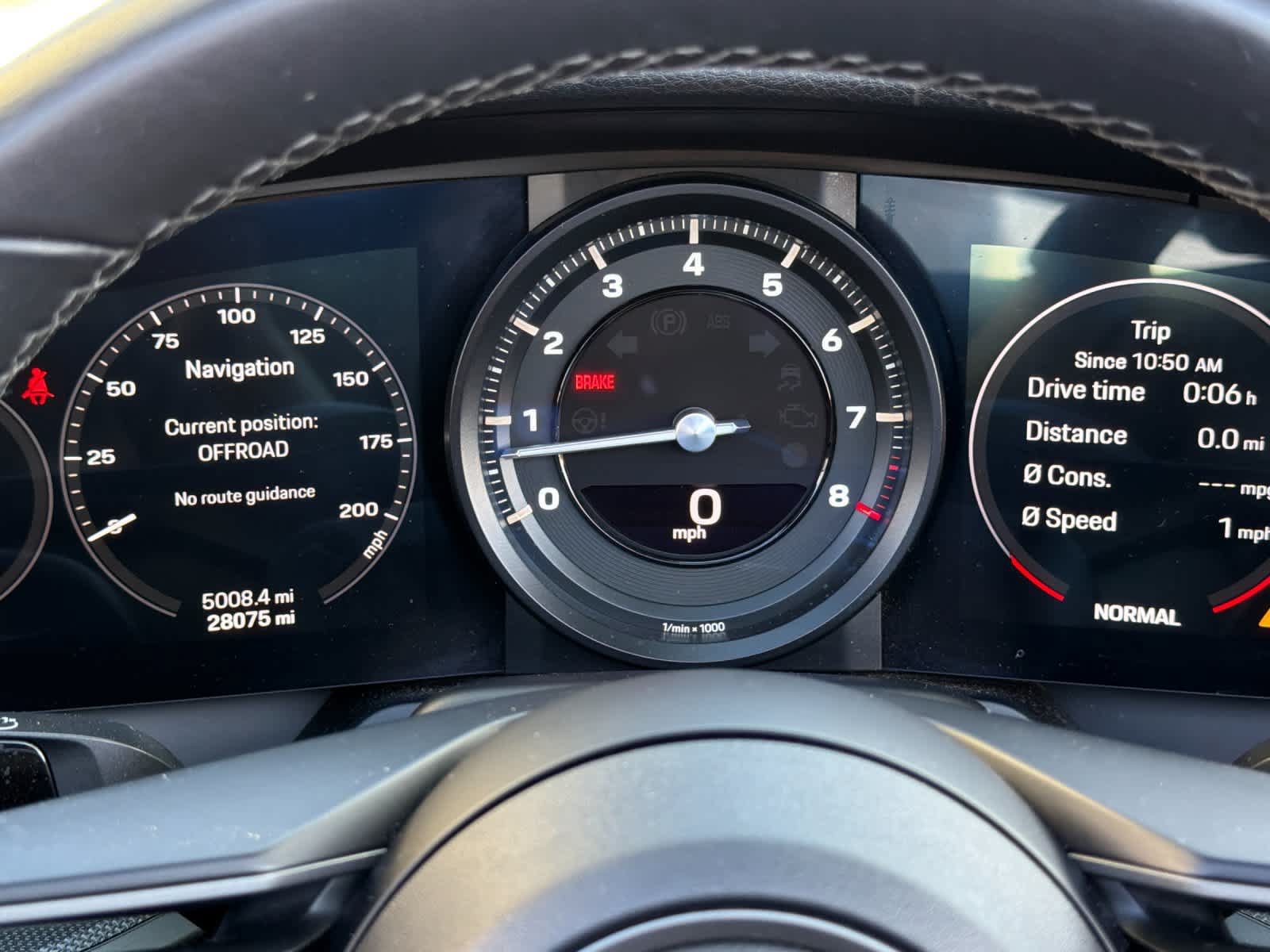 Certified 2020 Porsche 911 Carrera 4S AWD/4WD image 27
