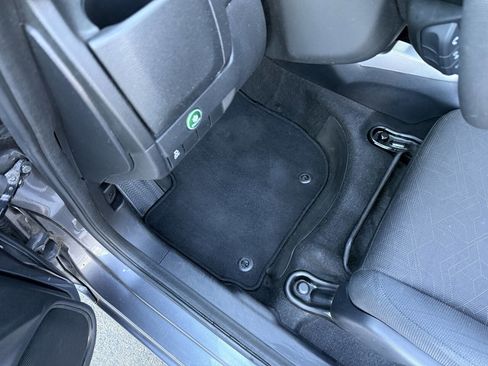 Used 2015 Honda Fit EX image 13