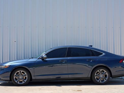 Used 2024 Honda Accord EX image 8