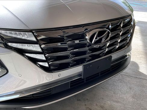 Used 2023 Hyundai Tucson Limited image 30