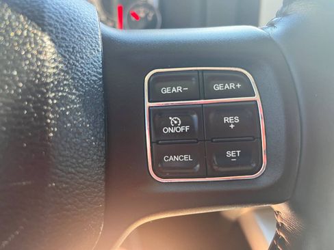 Used 2018 RAM 1500 Big Horn AWD/4WD image 32