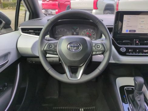Certified 2025 Toyota Corolla SE image 15