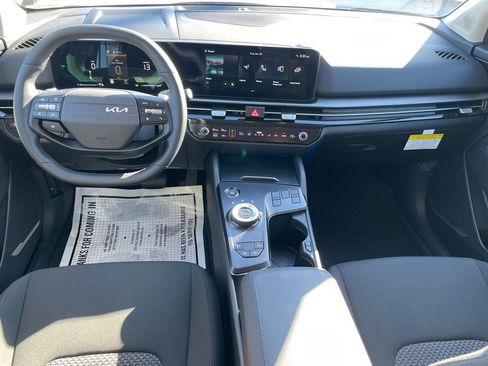 New 2026 Kia Sportage LX image 22