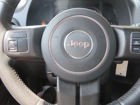 Used 2016 Jeep Patriot High Altitude AWD/4WD image 53