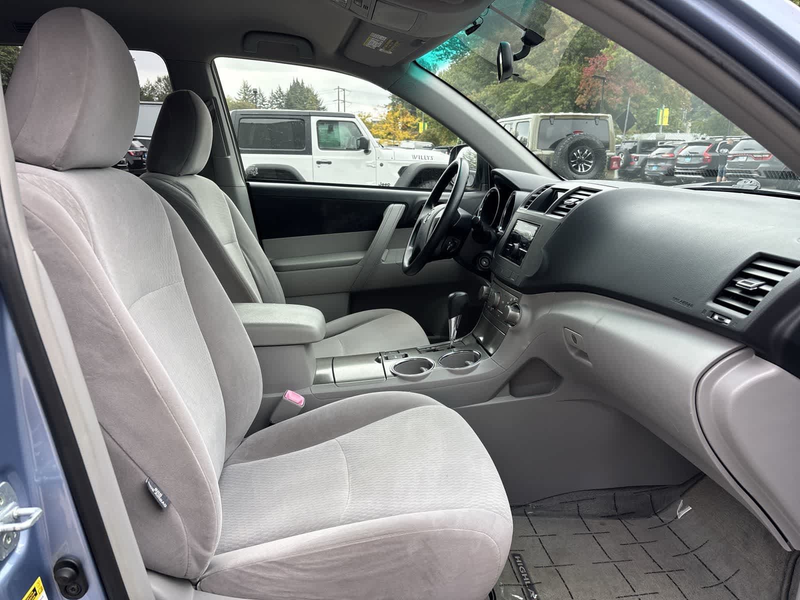 Used 2010 Toyota Highlander 4WD w/ Extra Value Pkg 2 image 7