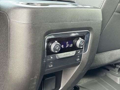 New 2026 Chevrolet Suburban Premier AWD/4WD image 28