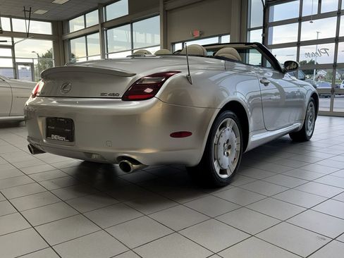 Used 2007 Lexus SC 430 Convertible RWD image 12