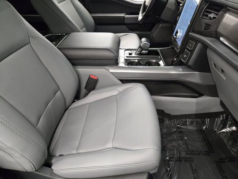 New 2025 Ford F150 Lightning Flash AWD/4WD image 24