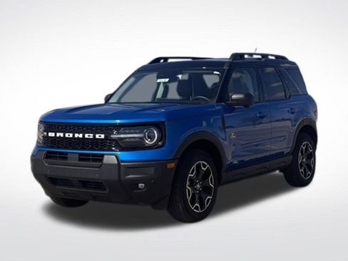 Used 2025 Ford Bronco Sport Outer Banks w/ Outer Banks Tech Package+ AWD/4WD image 36