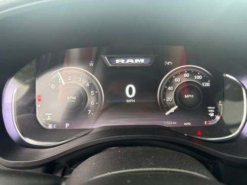 Used 2025 RAM 1500 Big Horn AWD/4WD image 7