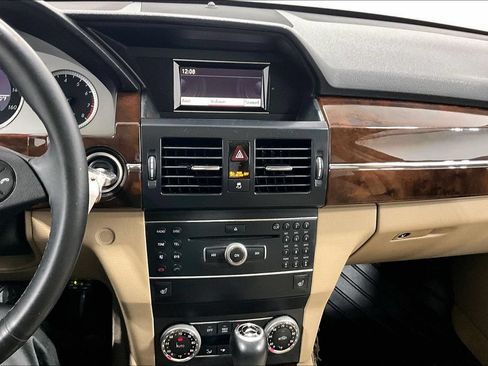 Used 2011 Mercedes-Benz GLK 350 2WD image 27
