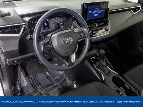 Used 2023 Toyota Corolla LE FWD image 4