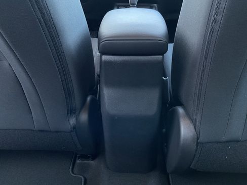 New 2026 Nissan Kicks S image 18