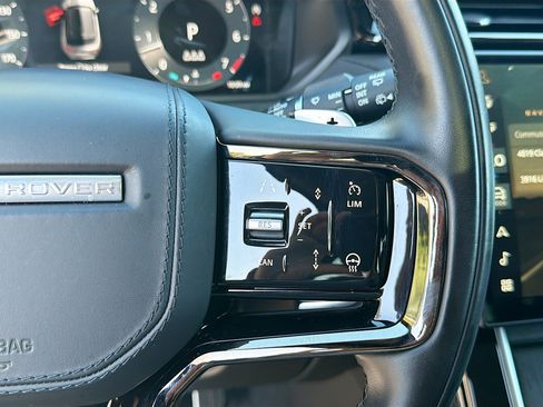 Used 2025 Land Rover Range Rover Velar Dynamic SE image 38