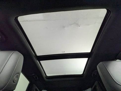 New 2025 Cadillac XT5 Premium Luxury image 7