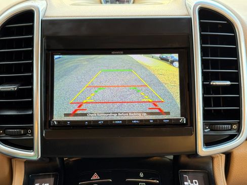 Used 2012 Porsche Cayenne AWD/4WD image 60