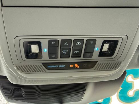 Used 2024 Ford Explorer XLT w/ Equipment Group 202A image 26